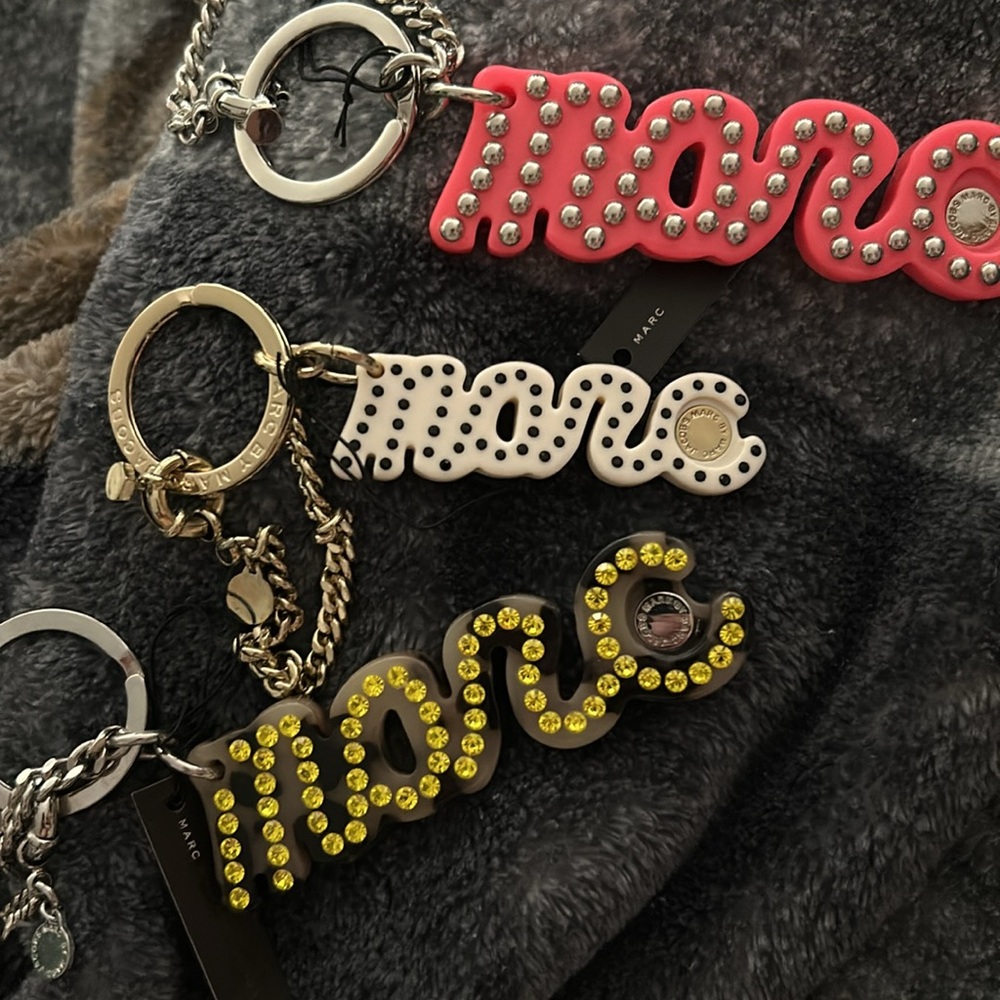 Brand new brown&gold Marc Jacobs Key chain NWT pink is gone